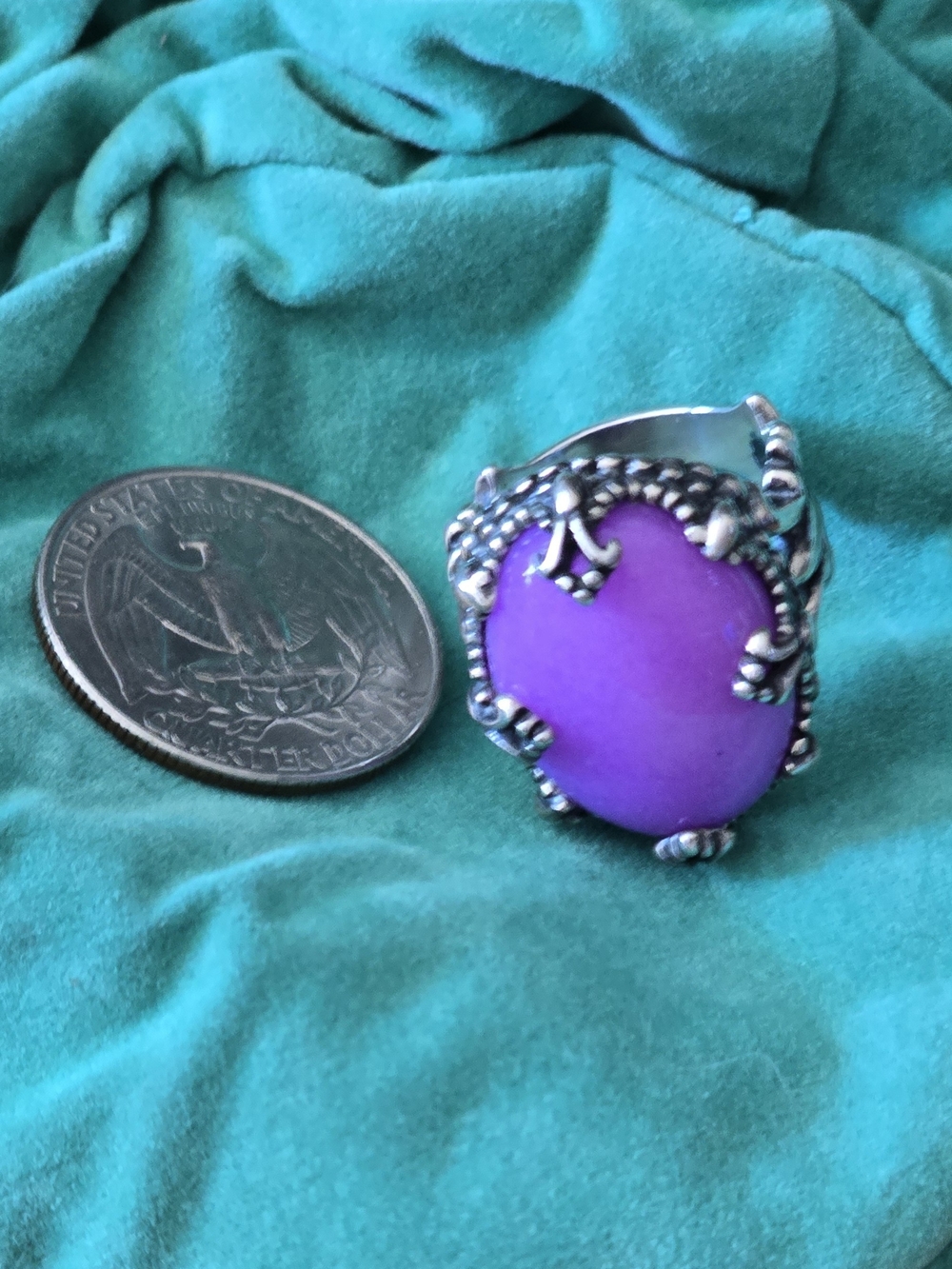 CAROLYN POLLACK Ring Size 7.5, Genuine Oval Charoite Sterling Silver. GORGEOUS! - Picture 2 of 6